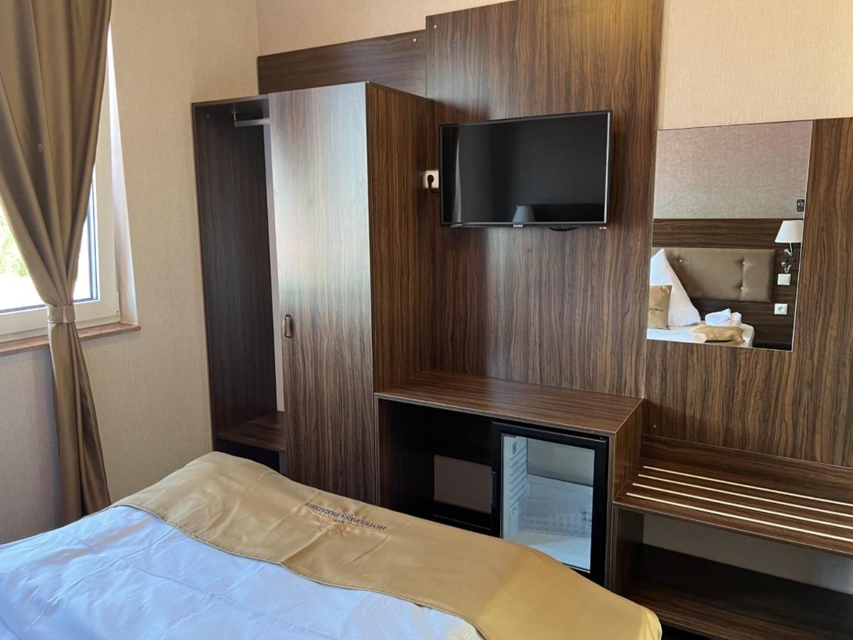 Hotel Pasa Paradies Kostenlose Parkplaetze Ханау-на-Майне Экстерьер фото