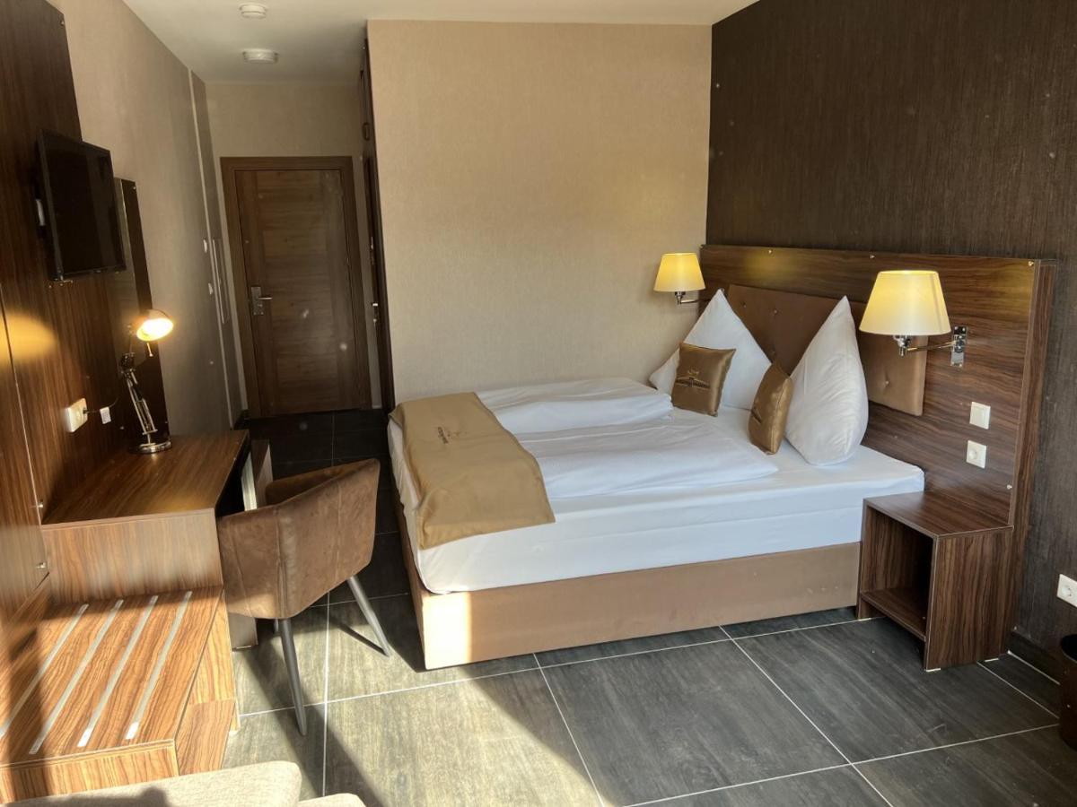 Hotel Pasa Paradies Kostenlose Parkplaetze Ханау-на-Майне Экстерьер фото